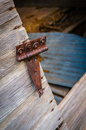 Rusty Hinge