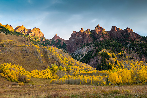 Sievers Mountain South from Maroon Lake