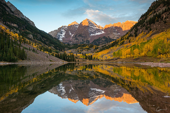 Sunrise at Maroon Bells